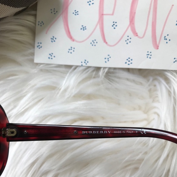 Authentic Burberry Oversized Sunglasses, acetate main image 5